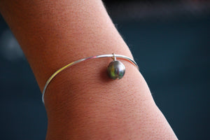 Charm Perle de Tahiti - Élégance Océanique - TEMIRI