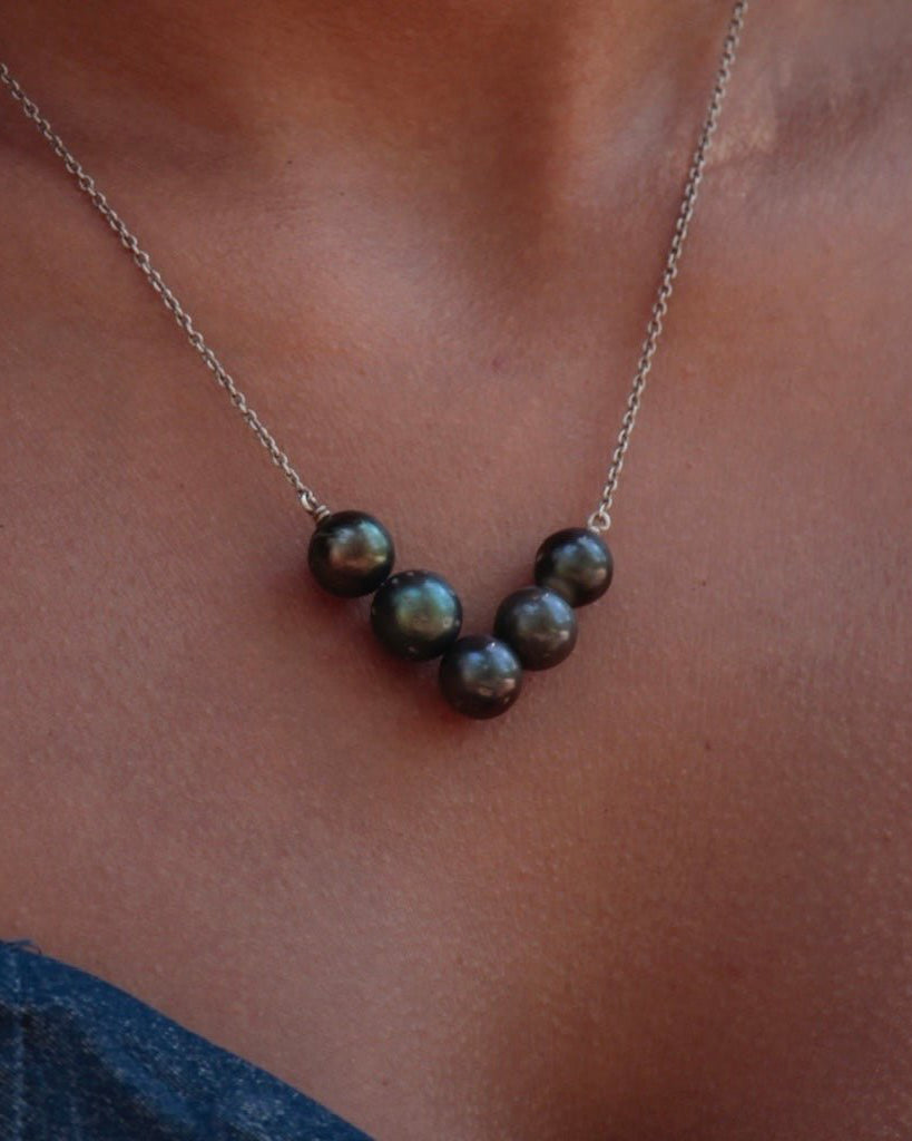 " V 5 perles" - Collier Argent. 925 - TEMIRI